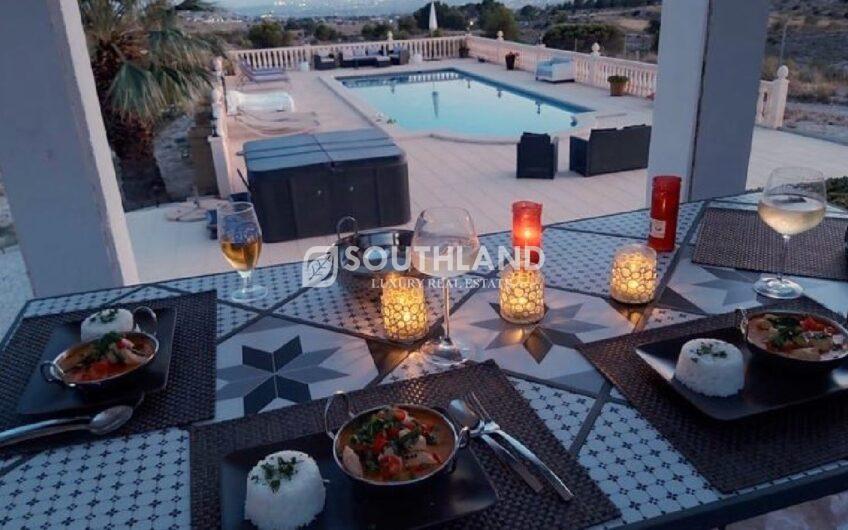 Magnifica Villa Finca en Busot El Campello Alicante Costa Blanca de 615 m2 sobre parcela de 10.800 m2 con espectaculares vistas