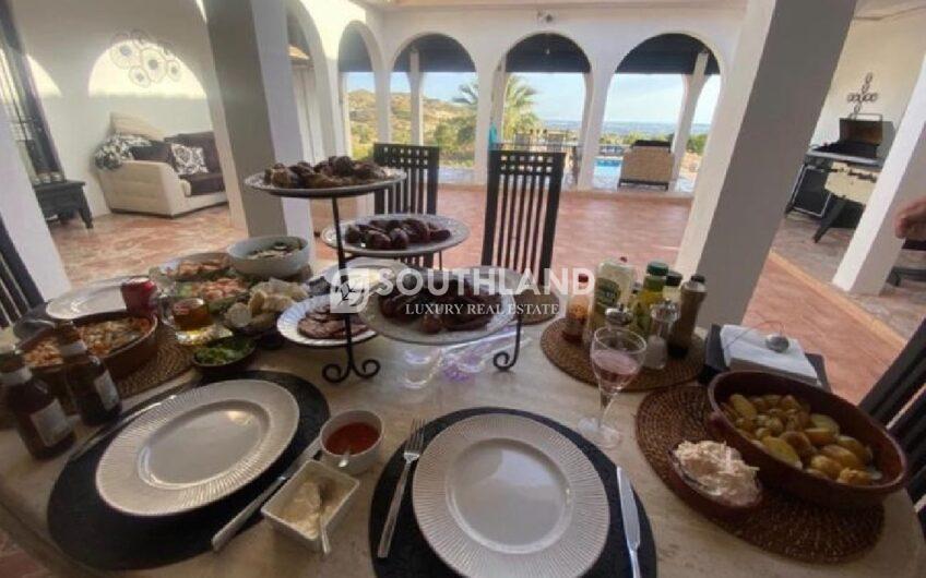 Magnifica Villa Finca en Busot El Campello Alicante Costa Blanca de 615 m2 sobre parcela de 10.800 m2 con espectaculares vistas