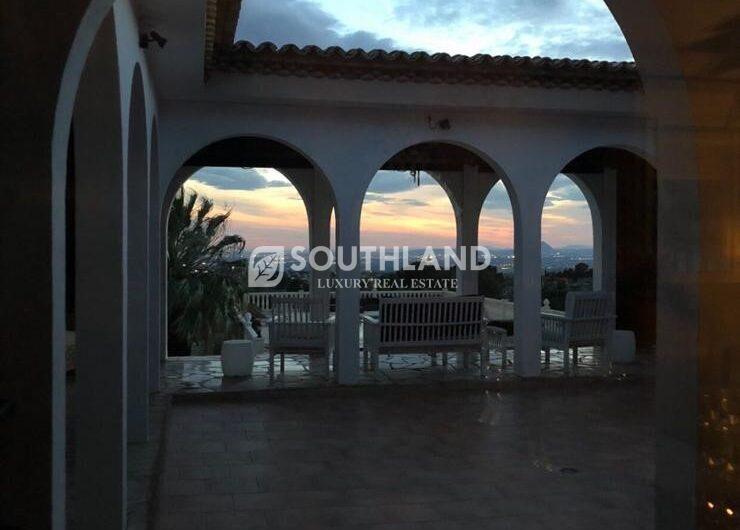 Magnifica Villa Finca en Busot El Campello Alicante Costa Blanca de 615 m2 sobre parcela de 10.800 m2 con espectaculares vistas
