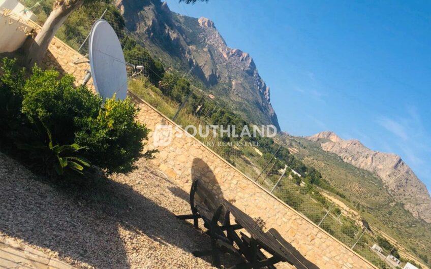 Magnifica Villa Finca en Busot El Campello Alicante Costa Blanca de 615 m2 sobre parcela de 10.800 m2 con espectaculares vistas