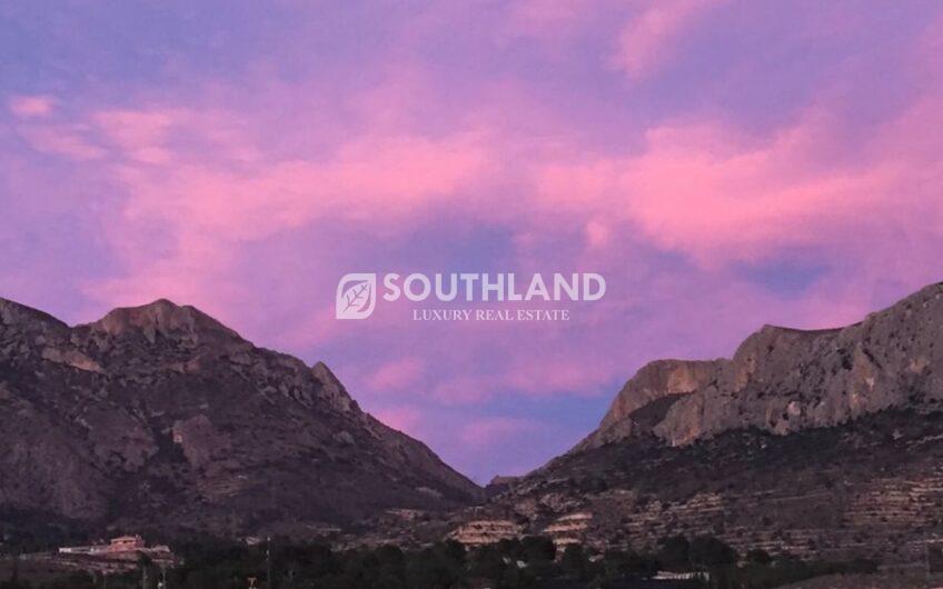 Magnifica Villa Finca en Busot El Campello Alicante Costa Blanca de 615 m2 sobre parcela de 10.800 m2 con espectaculares vistas